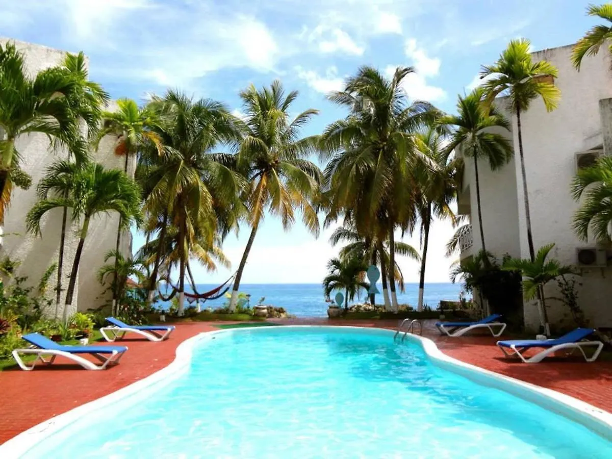 Apartment Chrisanns Paradise Suite By The Ocean - Apt#9 Ocho Rios Jamaica
